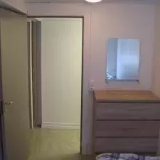 smaller room (II) / minna herbergi (II)