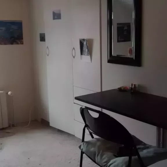 second floor, big room #1 / önnur hæð, stærra herbergi #1