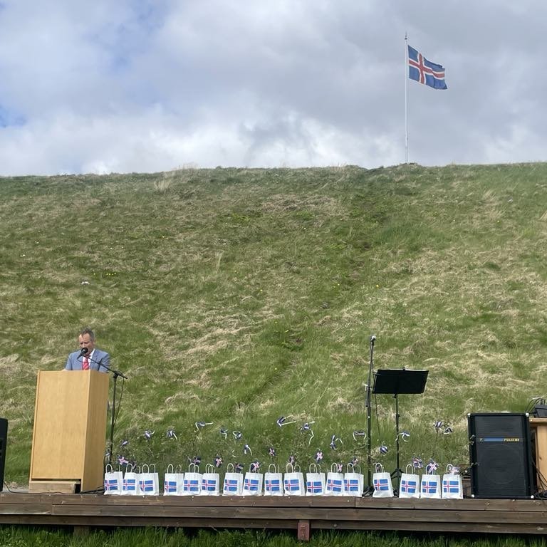 att94eoc8xydx_6tcledvp7gsy26nhj4rcbqdzzw1ftop8