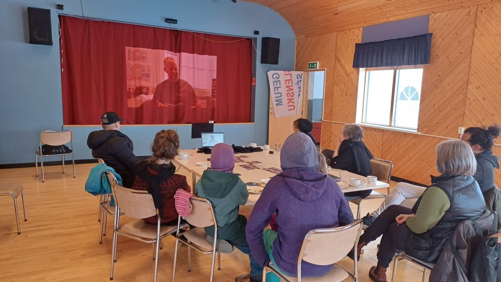 Árneshreppur gefur íslensku séns