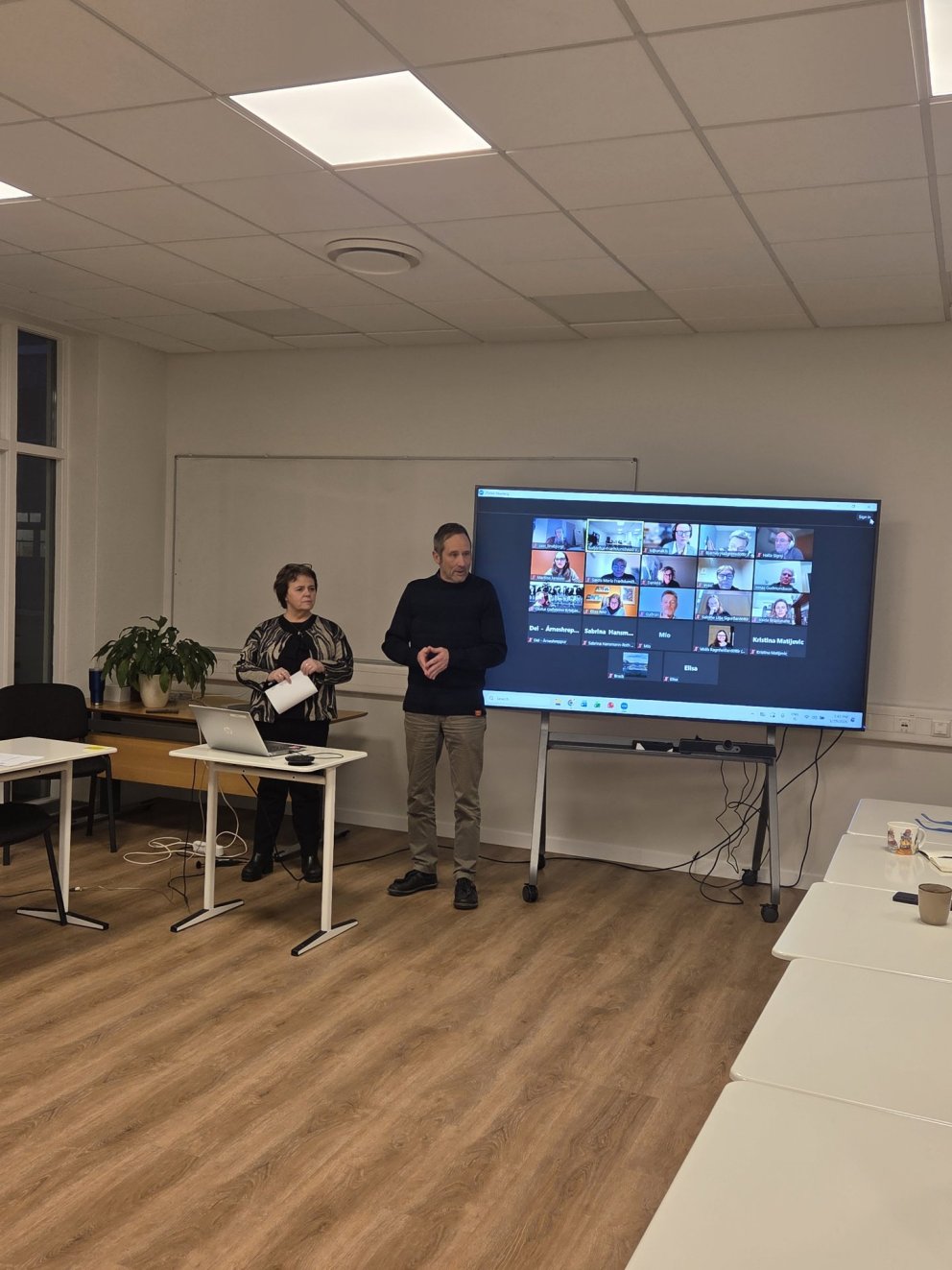 Sigríður Ó Kristjánsdóttir, fundarstjóri stofnfundar GÍS, og Peter Weiss.