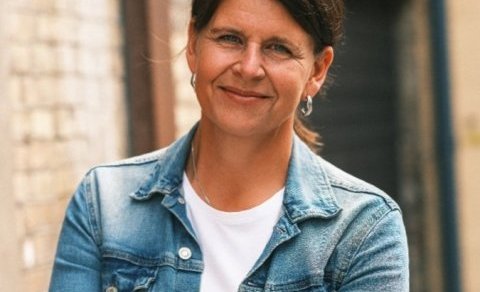 Dr. Josefina Syssner